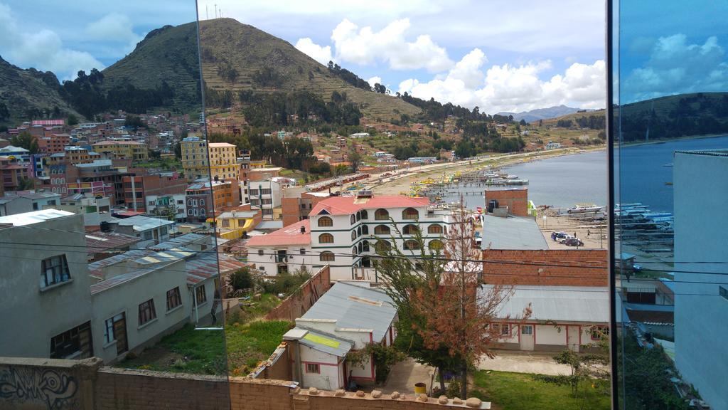 Estrella Del Lago Hotel Copacabana  Buitenkant foto
